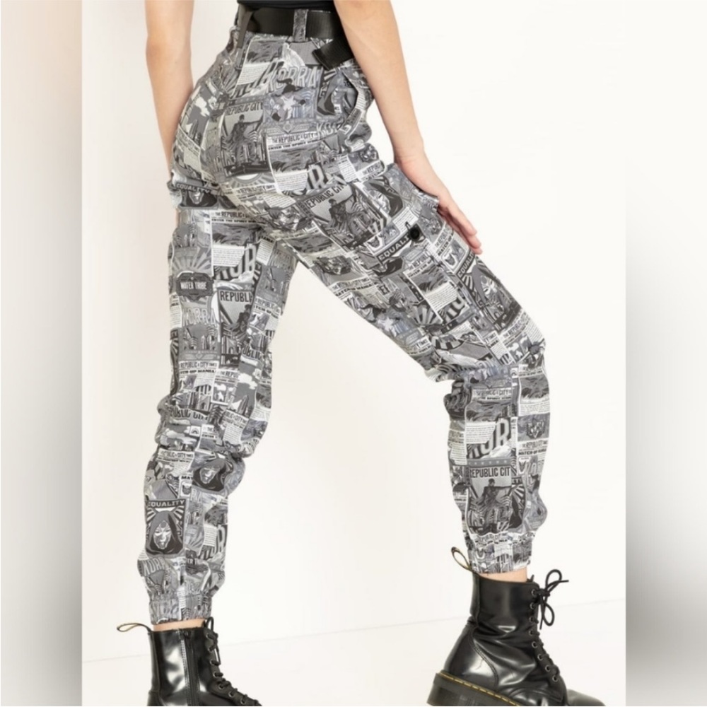 Blackmilk X Avatar Korra Republic City News Cargo Pants Joggers: Black White - Picture 3 of 16
